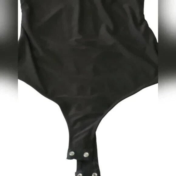 Sleek and Slay Black Bodysuit - Picture 6 of 9